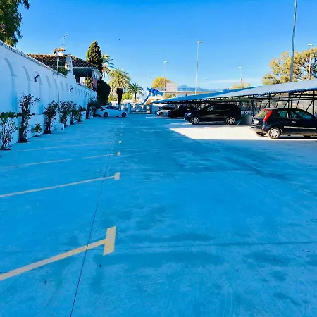 Puerto Banus Crystal *